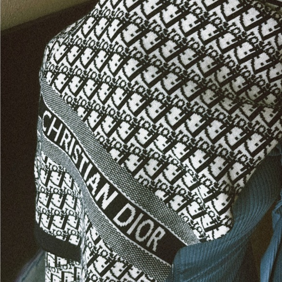 Christian Dior Monogram Knit Scarf - Picture 1 of 3